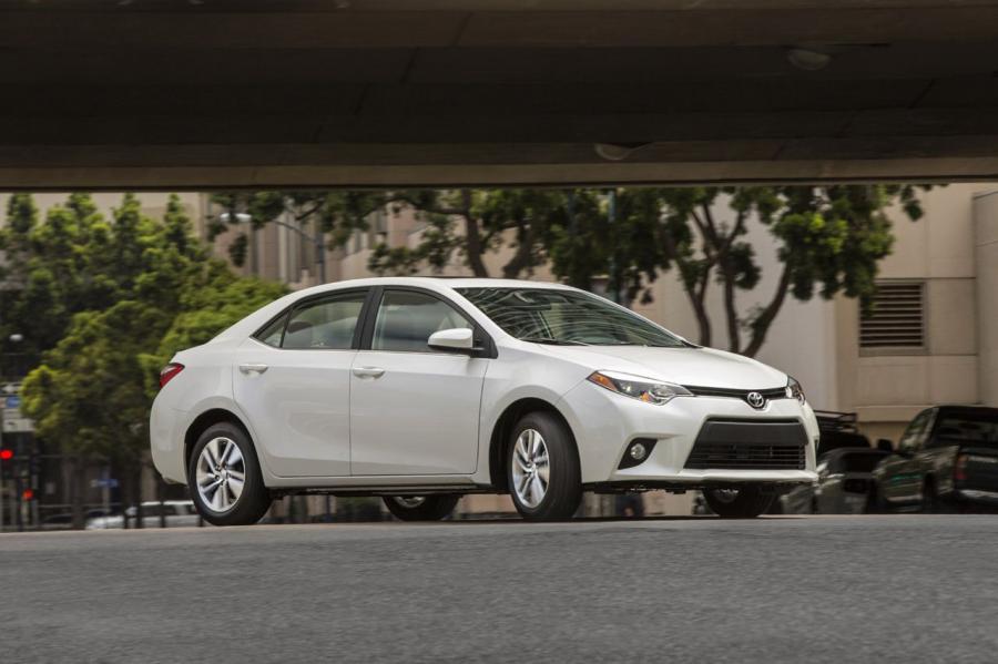  Toyota Corolla 2014 года  (фото 125 из 212)